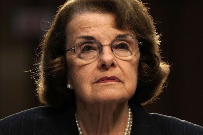 توفيت ديان فاينشتاين أطول امرأة خدمة في مجلس الشيوخ، عن عمر يناهز 90 عاما