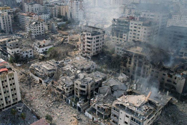 2,866 Palestinians were martyred and 3,731 buildings were destroyed in the Israeli bombing of Gaza since the beginning of the war.