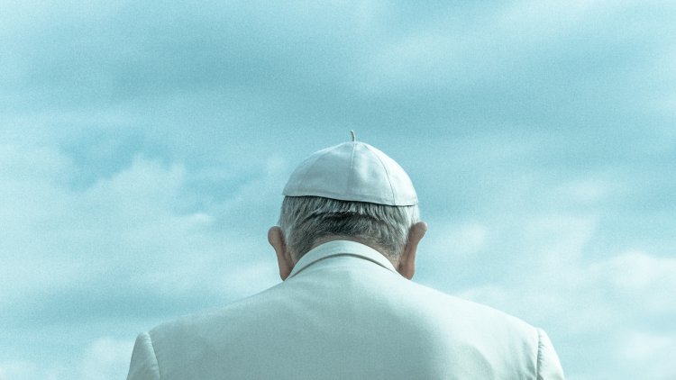 بابا الفاتيكان يحث زعماء العالم على التحرك بشأن تغير المناخ مع اقتراب الكوكب من نقطة اللاعودة