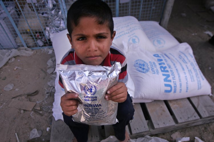 The World Food Program provides food to more than 120,000 people in Gaza