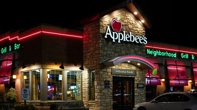 Applebee's Date Night Subscription Passes Sell Out in Record Time