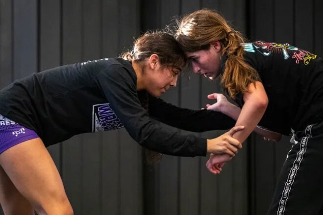Shadow Hills girls' wrestling team makes history with CIF-SS title