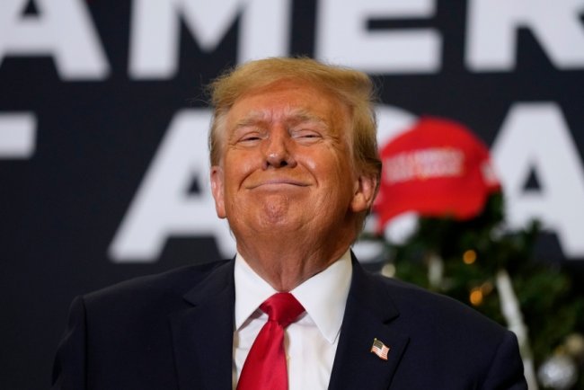 Trump's Rally Blunders Spark Fitness  Debate