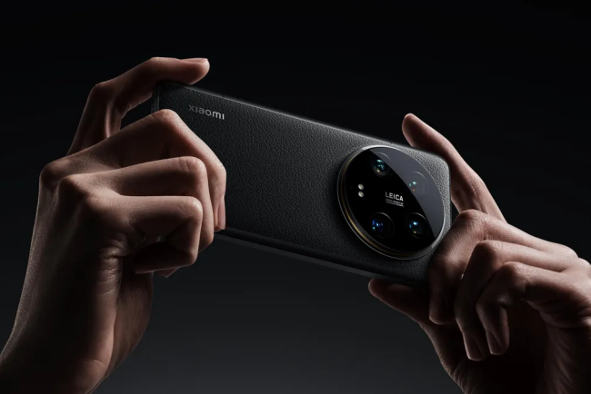Xiaomi 14 Ultra Review: A Game-Changer with 1-Inch Sensor and Leica Lens