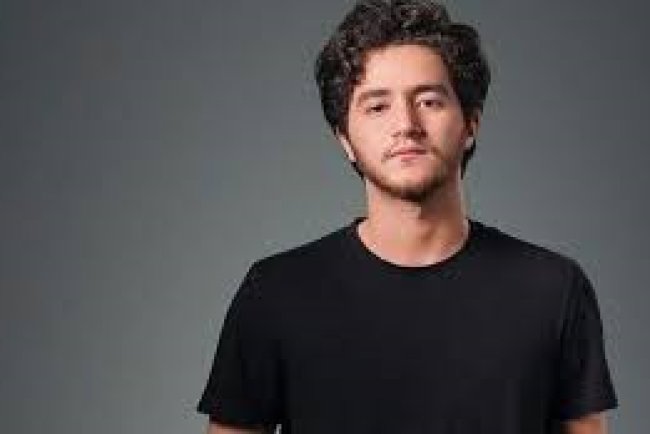 بعد غياب 3 سنوات .. أحمد مالك  يعود بولاد الشمس في رمضان 2025